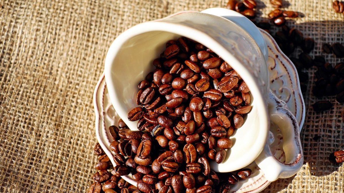 9 efeitos colaterais do consumo de cafeína em excesso
